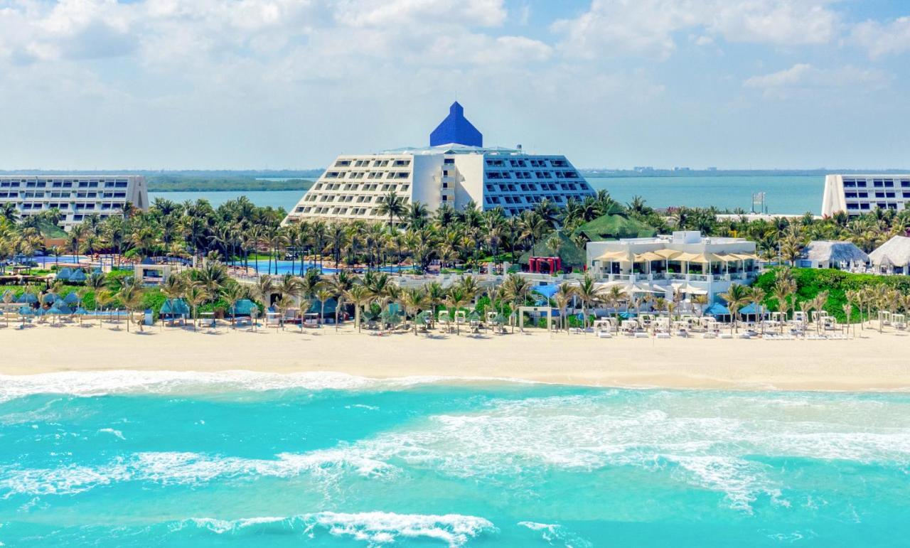 The Pyramid Cancun By Oasis Exterior photo